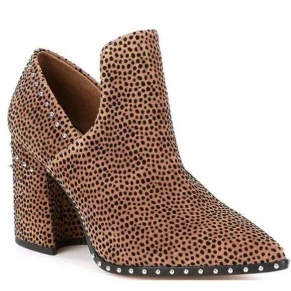 Gianni Bini 'Daveigh' Women's 9M Cheetah Print Suede Bootie Chunky Heel Stud - Picture 1 of 6